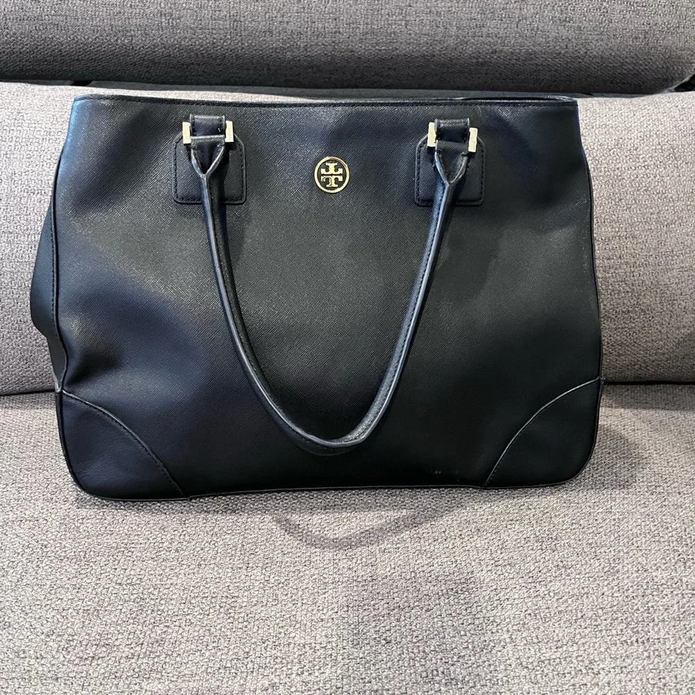 Authentic Tory Burch Large Saffiano Leather Tote - Picture 1 of 15